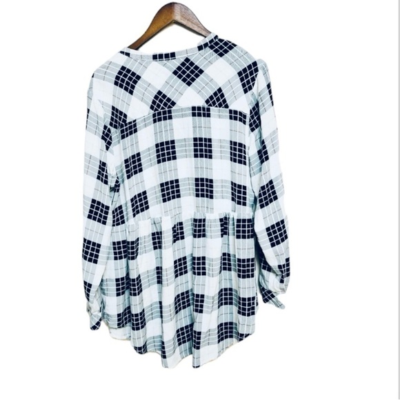 Torrid Babydoll Button Front Tunic - Picture 5 of 8